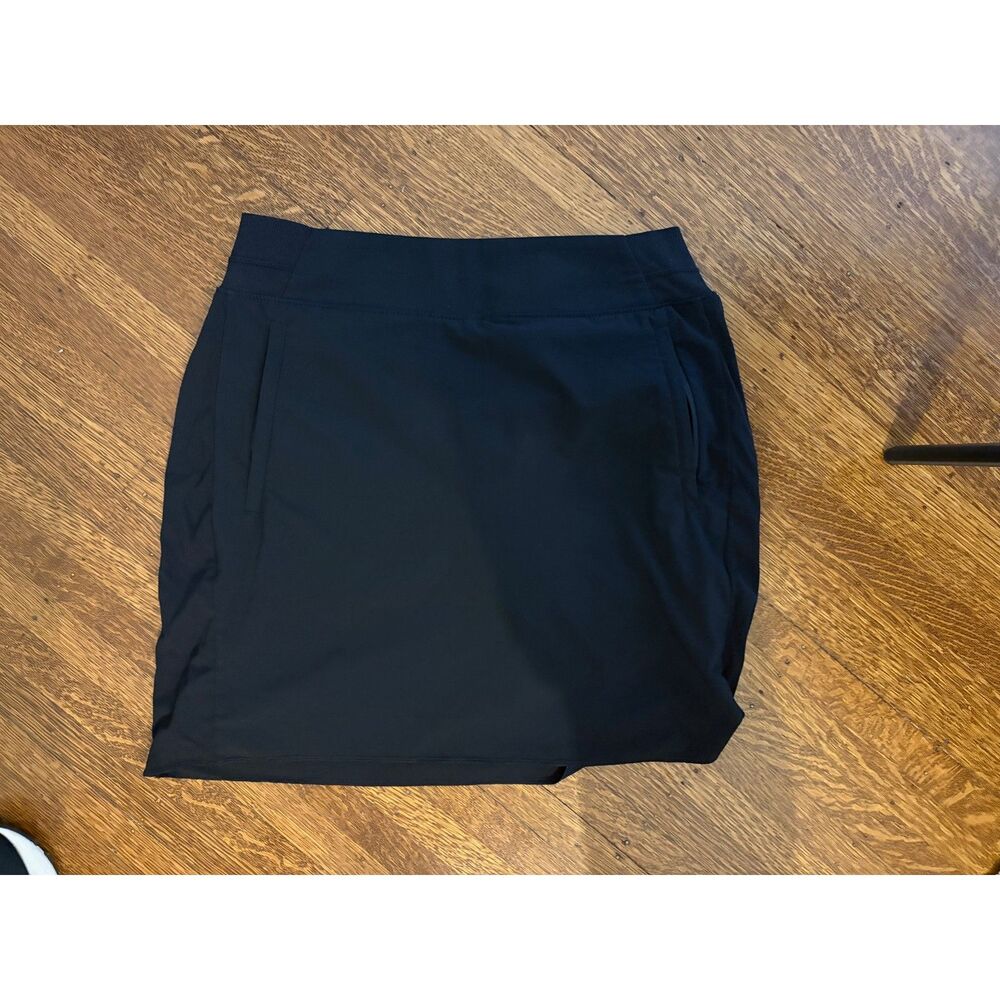 Athleta Women’s Size 8 Black Pull-On Athletic Skort Stretch Pockets
